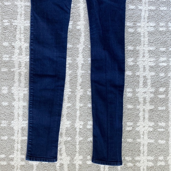 •Hollister• Super Skinny Jean - Picture 11 of 16